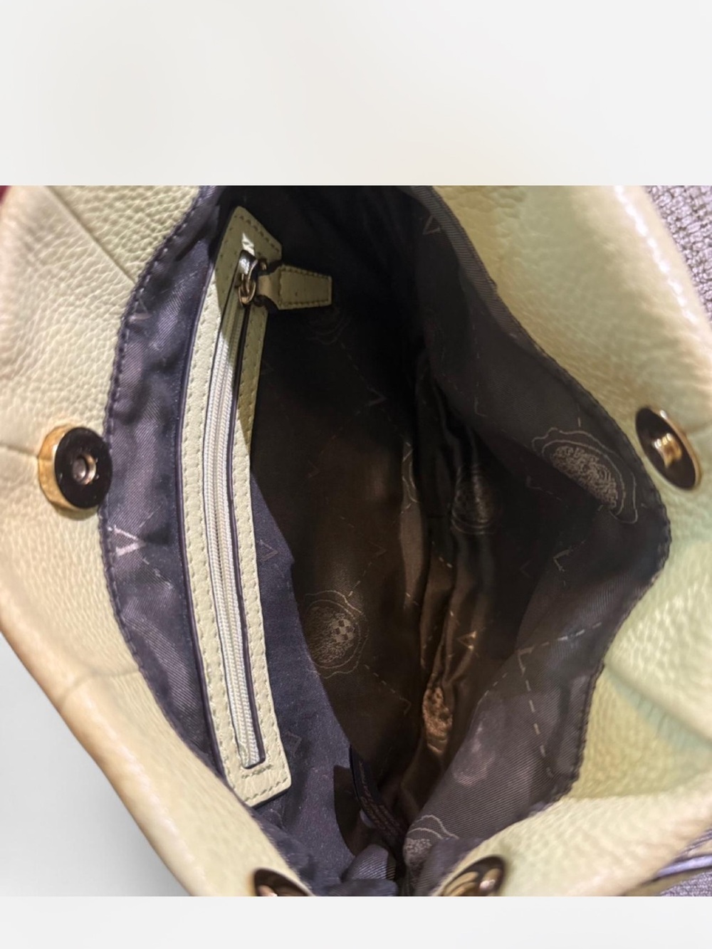 Women's VINCE CAMUTO pistachio Leather Shoulder Bag with Tassel - Picture 5 of 8
